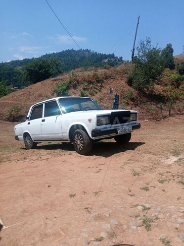 LADA (VAZ) 2107 1999, 18,000 km - 0.2 л - Lerik