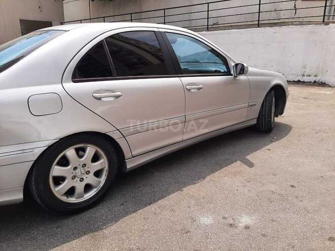 Mercedes C 220 2001, 365,000 km - 2.2 л - Bakı