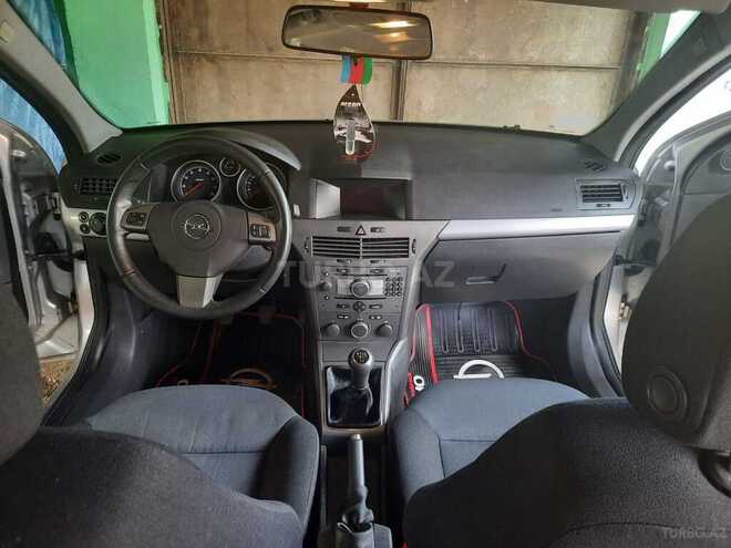 Opel Astra 2005, 196,000 km - 1.4 l - Bakı