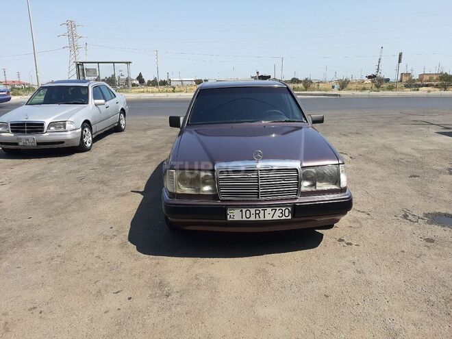 Mercedes E 250 1992, 250,000 km - 2.5 l - Bakı
