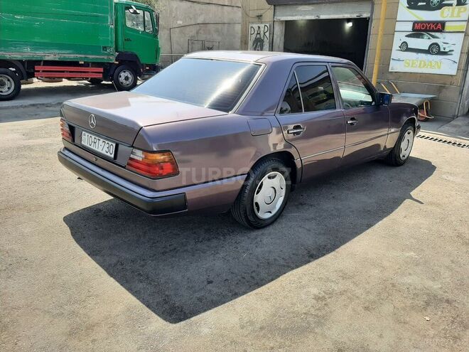 Mercedes E 250 1992, 250,000 km - 2.5 l - Bakı