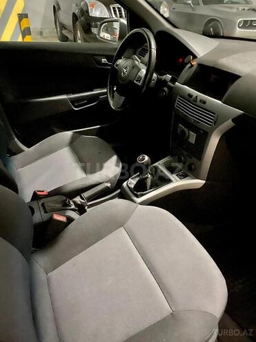 Opel Astra 2010, 188,300 km - 1.3 l - Bakı