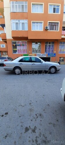 Mercedes E 230 1997, 322,000 km - 2.3 л - Şəki