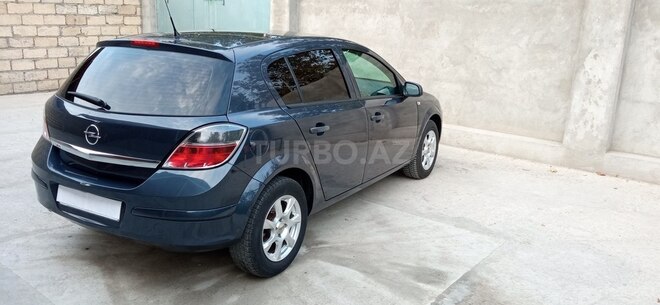 Opel Astra 2009, 181,000 km - 1.4 l - Mingəçevir