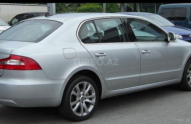 Skoda Superb 2011, 16,200 km - 1.8 л - Şəmkir