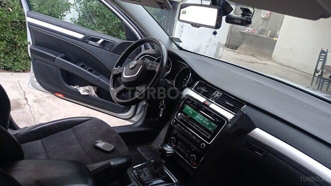 Skoda Superb 2011, 16,200 km - 1.8 л - Şəmkir
