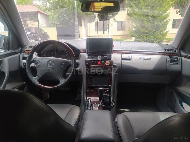 Mercedes E 280 2001, 216,000 km - 2.8 l - Bakı
