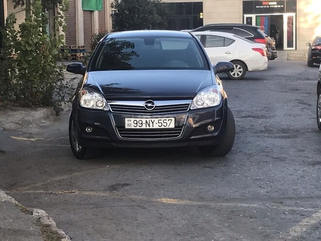 Opel Astra 2009, 282,000 km - 1.3 л - Bakı