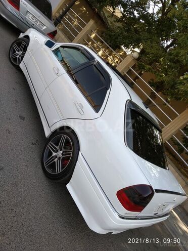 Mercedes C 240 1997, 290,000 km - 2.3 l - Masallı