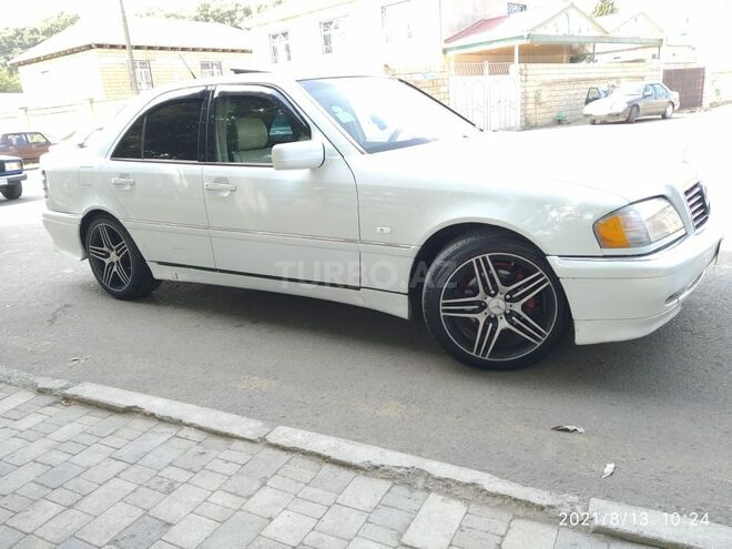 Mercedes C 240 1997, 290,000 km - 2.3 l - Masallı