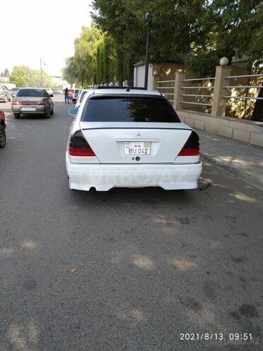 Mercedes C 240 1997, 290,000 km - 2.3 l - Masallı