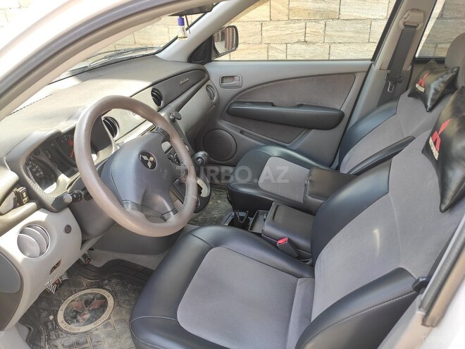 Mitsubishi Airtrek 2001, 223,000 km - 2.0 л - Bakı