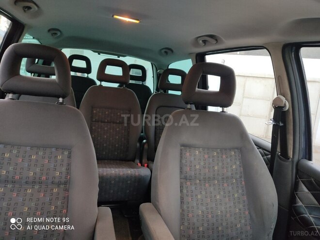 Volkswagen Touran 2011, 401,230 km - 1.9 l - Bakı