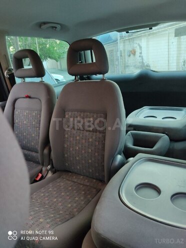 Volkswagen Touran 2011, 401,230 km - 1.9 l - Bakı