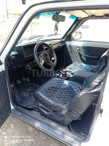 LADA (VAZ) Niva 2007, 12,000 km - 1.7 l - Astara