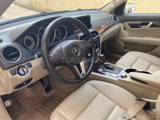 Mercedes C 250 2012, 151,000 km - 1.8 л - Sumqayıt