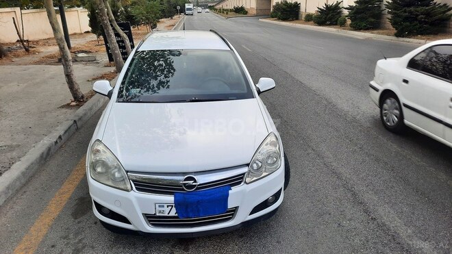 Opel Astra 2009, 175,000 km - 1.3 l - Bakı