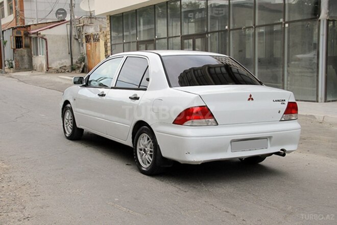 Mitsubishi Lancer 2002, 295,547 km - 1.3 l - Bakı