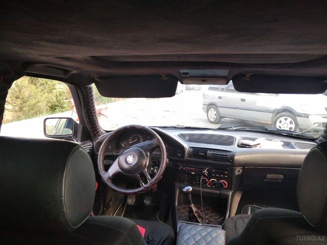 BMW 520 1991, 555,555 km - 0.2 l - Bakı