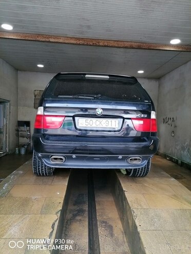 BMW X5 2004, 283,000 km - 4.4 l - Quba