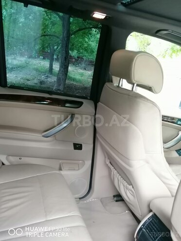 BMW X5 2004, 283,000 km - 4.4 l - Quba