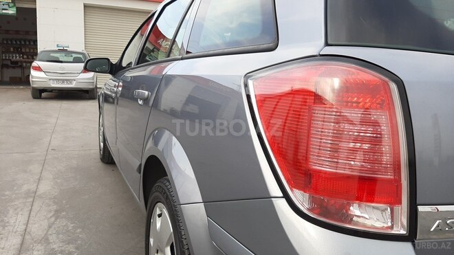Opel Astra 2006, 135,000 km - 1.4 l - Bakı