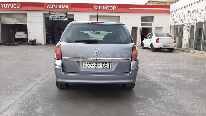 Opel Astra 2006, 135,000 km - 1.4 l - Bakı