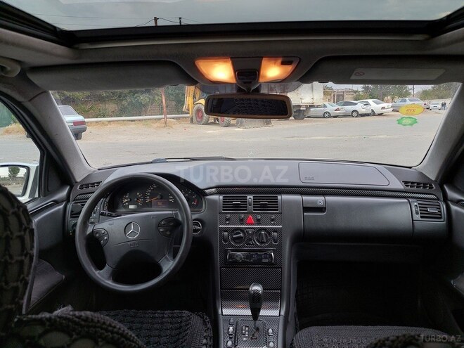 Mercedes E 220 2001, 470,000 km - 2.2 л - Bakı