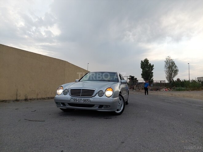 Mercedes E 220 2001, 470,000 km - 2.2 л - Bakı