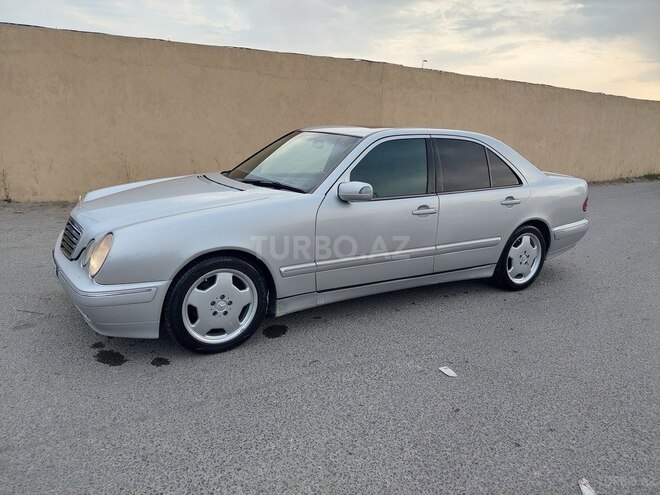Mercedes E 220 2001, 470,000 km - 2.2 л - Bakı