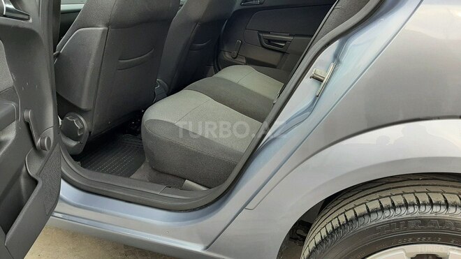 Opel Astra 2006, 135,000 km - 1.4 l - Bakı
