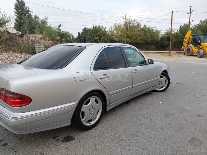 Mercedes E 220 2001, 470,000 km - 2.2 л - Bakı