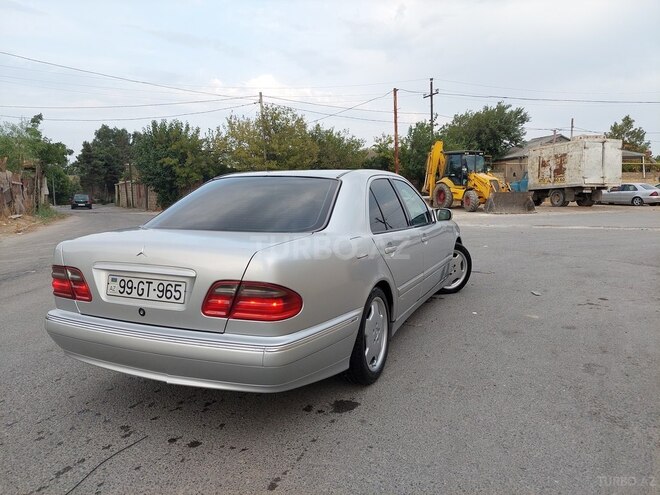 Mercedes E 220 2001, 470,000 km - 2.2 л - Bakı