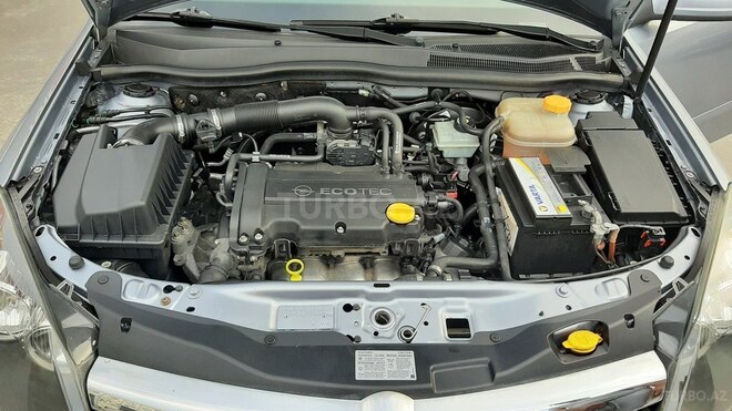 Opel Astra 2006, 135,000 km - 1.4 l - Bakı