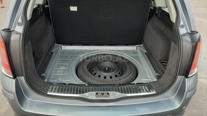 Opel Astra 2006, 135,000 km - 1.4 l - Bakı