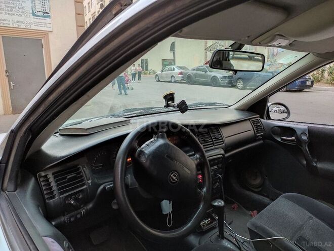 Opel Vectra 1999, 368,470 km - 2.0 л - Bakı