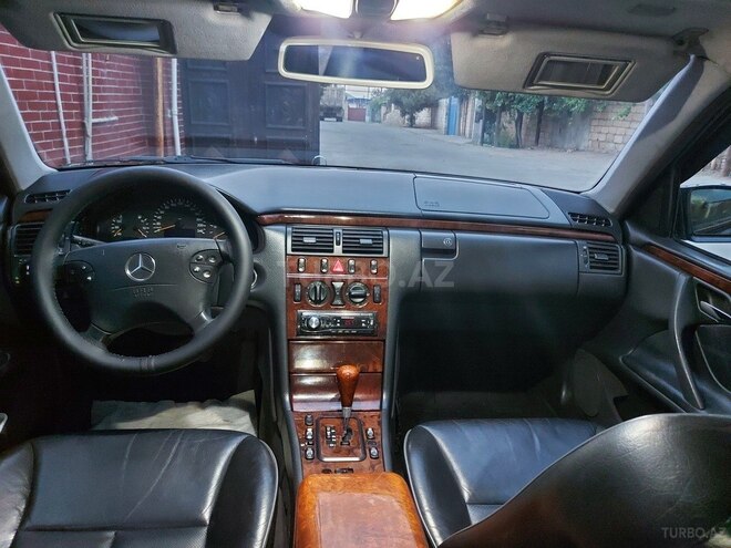 Mercedes E 220 1999, 400,200 km - 2.2 l - Xırdalan