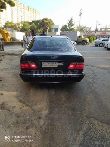 Mercedes E 220 2001, 400,000 km - 0.2 l - Bakı