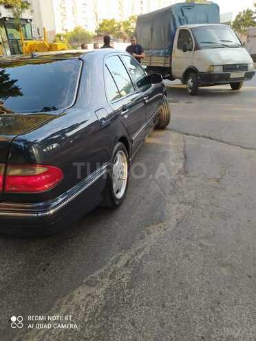 Mercedes E 220 2001, 400,000 km - 0.2 l - Bakı