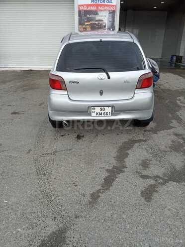 Toyota Vitz 2000, 190,000 km - 1.3 л - Bakı