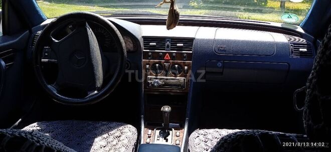 Mercedes C 180 1996, 342,000 km - 0.2 l - Zaqatala