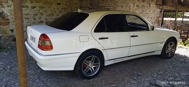Mercedes C 180 1996, 342,000 km - 0.2 l - Zaqatala