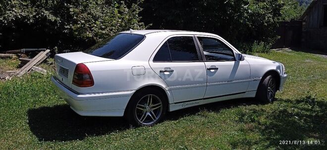 Mercedes C 180 1996, 342,000 km - 0.2 l - Zaqatala