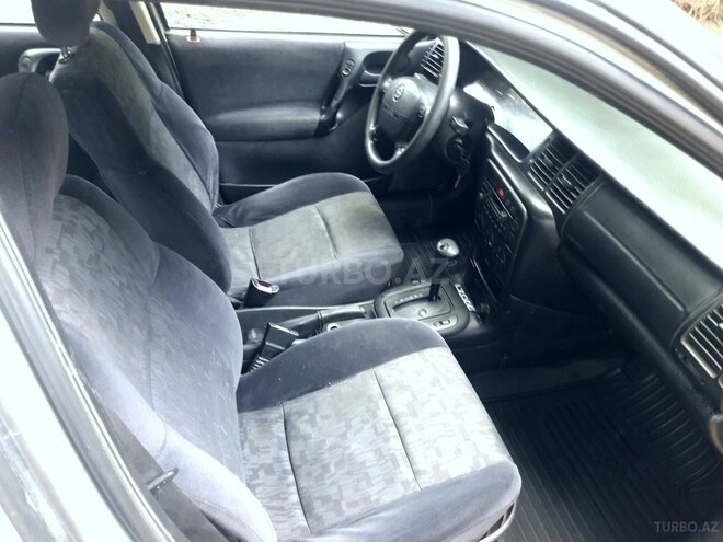 Opel Vectra 1998, 285,632 km - 2.0 l - Bakı