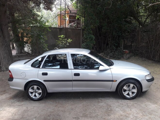 Opel Vectra 1998, 285,632 km - 2.0 l - Bakı