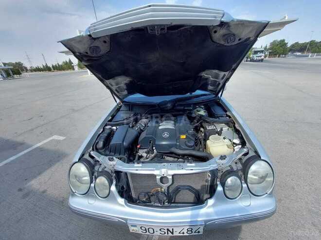 Mercedes E 240 2001, 170,000 km - 2.4 l - Bakı