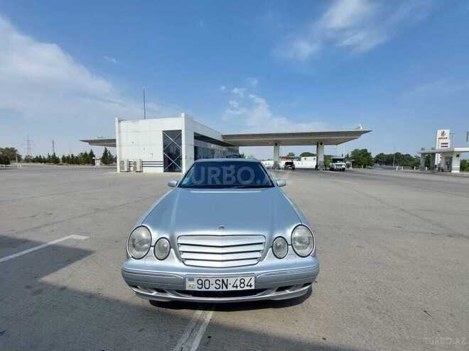 Mercedes E 240 2001, 170,000 km - 2.4 l - Bakı