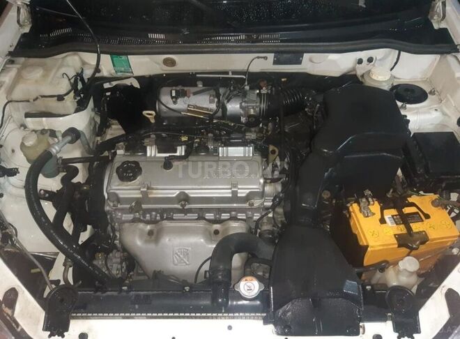 Mitsubishi Airtrek 2002, 212,000 km - 2.0 l - Bakı
