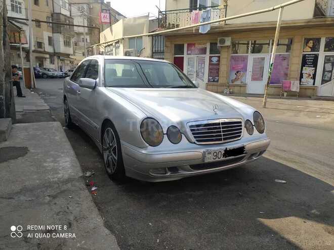 Mercedes E 220 2001, 512 km - 2.2 l - Bakı
