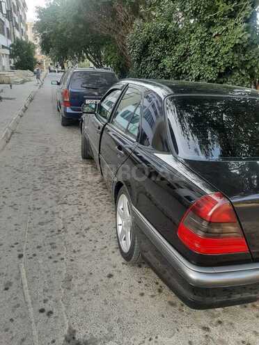 Mercedes C 180 1999, 250,000 km - 1.8 l - Bakı